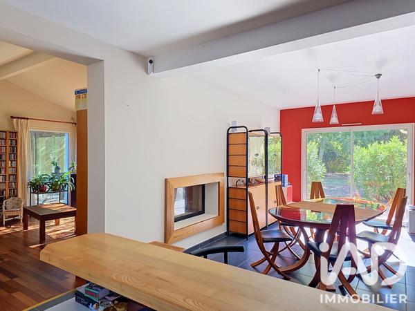 Maison à vendre 8 pièces 197 m² Mérignac