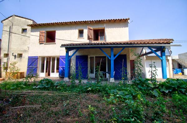 Maison 3 chambres de 100 m² avec jardin et garage - Saint-Hilaire-de-Lusignan