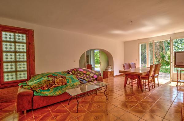 Maison 3 chambres de 100 m² avec jardin et garage - Saint-Hilaire-de-Lusignan