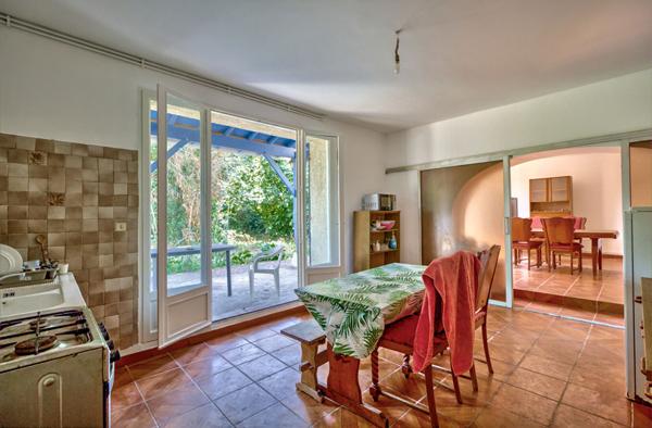 Maison 3 chambres de 100 m² avec jardin et garage - Saint-Hilaire-de-Lusignan