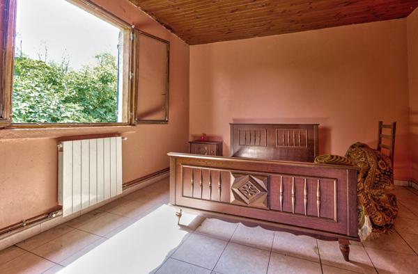 Maison 3 chambres de 100 m² avec jardin et garage - Saint-Hilaire-de-Lusignan