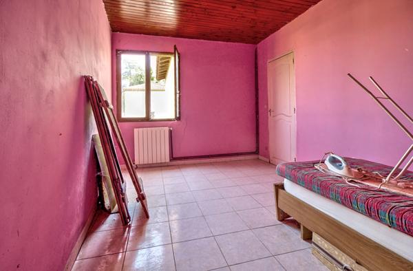 Maison 3 chambres de 100 m² avec jardin et garage - Saint-Hilaire-de-Lusignan