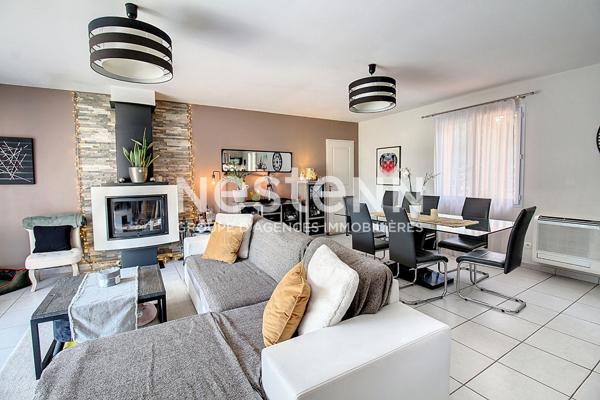 A VENDRE ! EN EXCLUSIVITE à VIDAUBAN Maison 4 pièces de 115 m² avec Piscine et garage sur 2548 m² de terrain