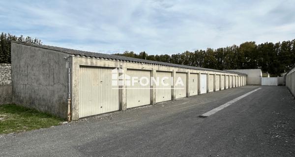 Location Parking - Cognac 16100
