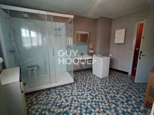 Maison spacieuse à vendre à PERONNE - 6 pièces avec jardin