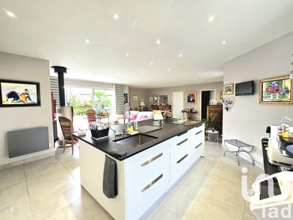 Maison 5 pièces de 115 m² à Ossun (65380)