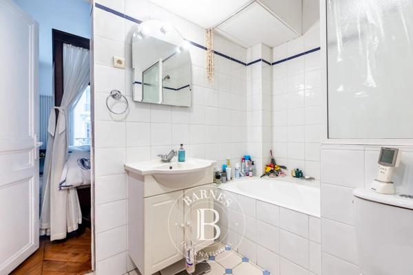 Paris 8ème, Appartement 2 Chambres -  78 m² à vendre