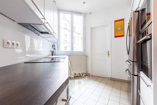 Paris 8ème, Appartement 2 Chambres -  78 m² à vendre