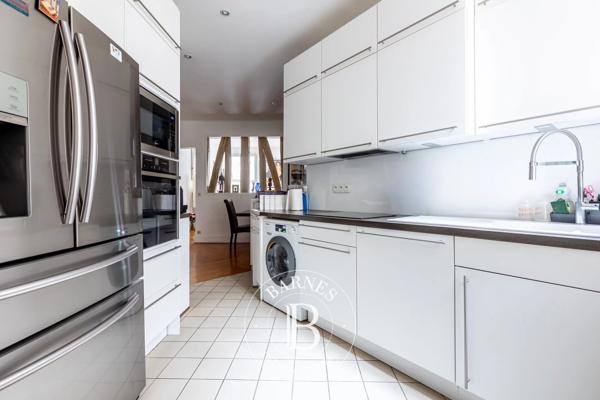 Paris 8ème, Appartement 2 Chambres -  78 m² à vendre