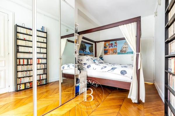 Paris 8ème, Appartement 2 Chambres -  78 m² à vendre
