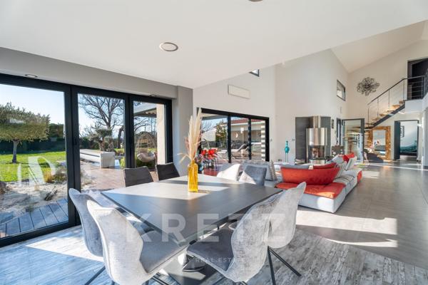 Maison Familiale 240m2 avec piscine dans cadre calme et verdoyant