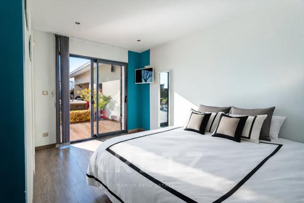 Maison Familiale 240m2 avec piscine dans cadre calme et verdoyant