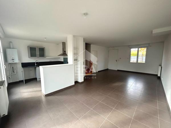 MAISON INDIVIDUELLE DE 5 PIECES A LOUER A VILLEPREUX