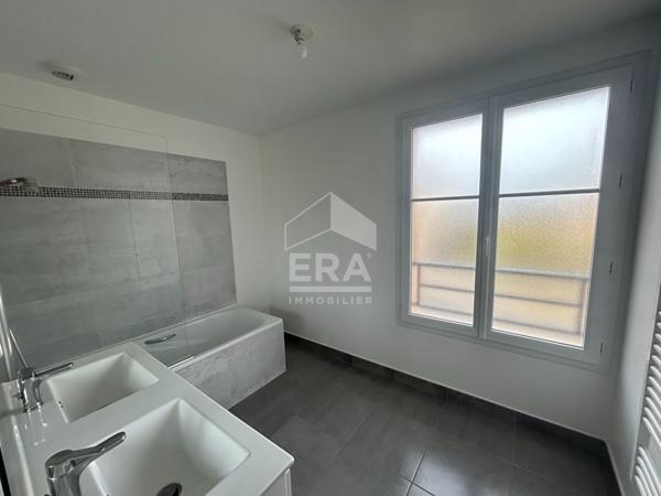 MAISON INDIVIDUELLE DE 5 PIECES A LOUER A VILLEPREUX