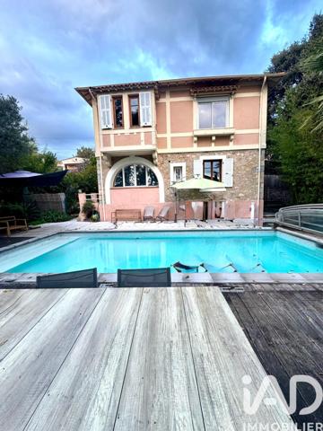 Maison à vendre 8 pièces 160 m² Antibes