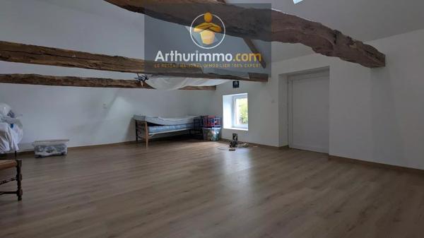 Vente                                                      Maison
                        
                     3 pièces                                         à Saint-Malo-des-Trois-Fontaines