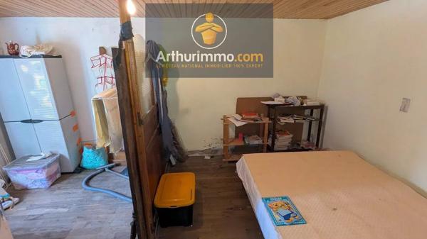 Vente                                                      Maison
                        
                     3 pièces                                         à Saint-Malo-des-Trois-Fontaines