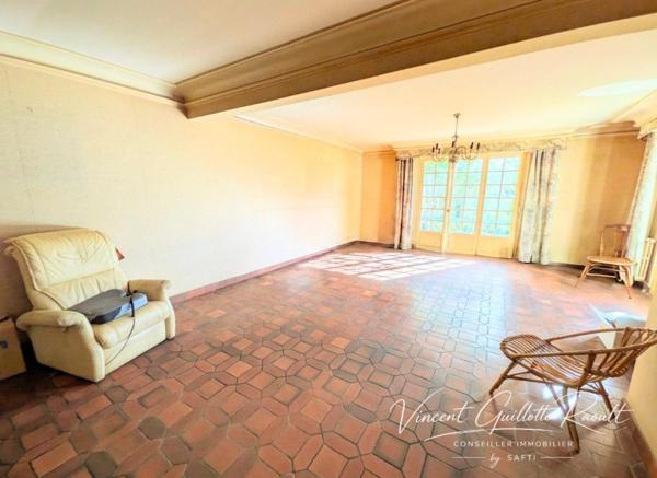 PCADRE EXCEPTIONNEL – VUE ET ACCÈS DIRECT À L’ACHENEAU- GARAGE 42 M² – SOUS-SOL 104 M²
