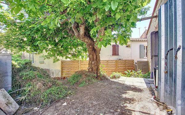 Maison à vendre    2 pièces •  Canohès