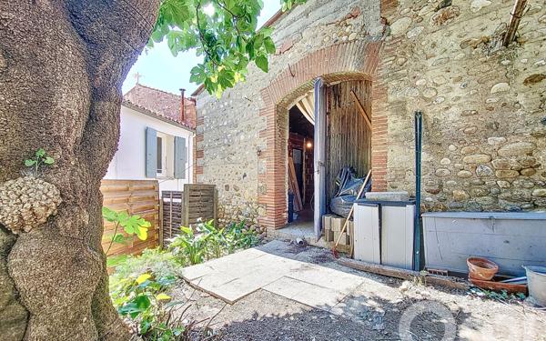 Maison à vendre    2 pièces •  Canohès