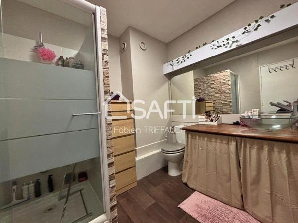 T2 avec balcon et loggia fermé