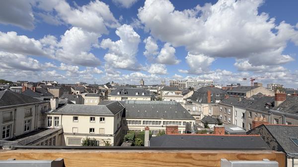 ANGERS PLACE DU LYCEE JARDIN DU MAIL AU DERNIER ETAGE APPARTEMENT A RENOVER Détails des diagnostics énergétiques
