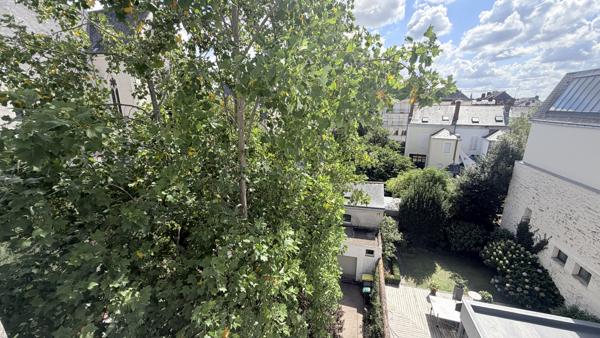 ANGERS PLACE DU LYCEE JARDIN DU MAIL AU DERNIER ETAGE APPARTEMENT A RENOVER Détails des diagnostics énergétiques