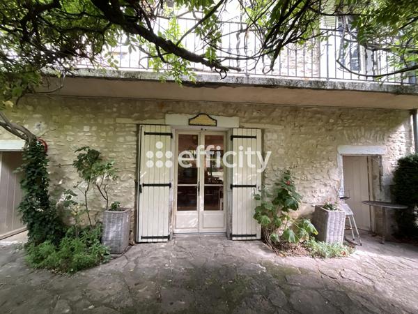 Maison 14 pièces - 317 m²