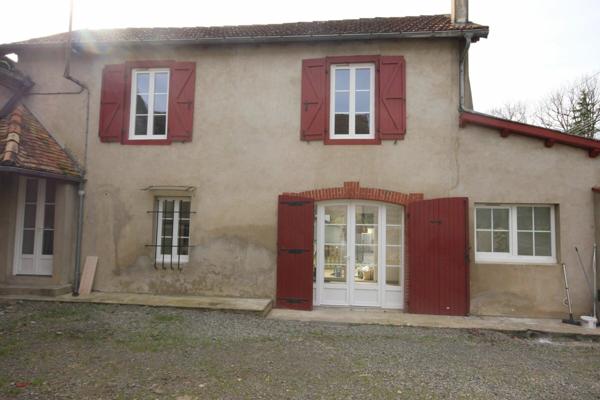 Maison à louer    3 pièces •  Orthez