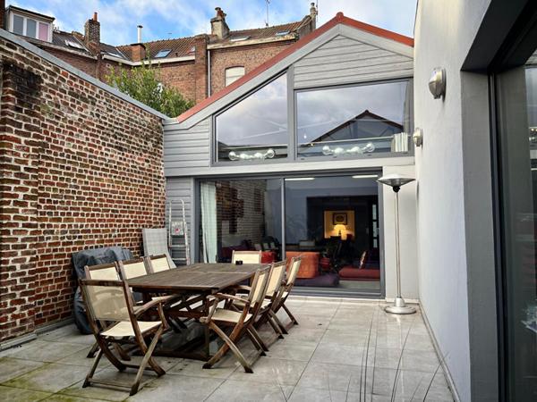 A VENDRE : Appartement à LILLE • • 699 000 € FAI • Réf. 1615