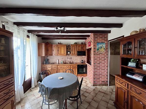 Maison Aigondigne 5 pièce(s) 117 m2, Aigondigne 79370