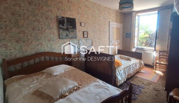 Maison 6 chambres – 179 m² hab. avec terrain