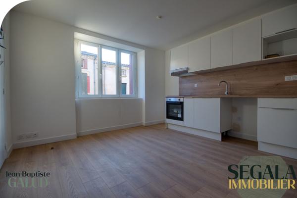 Carmaux (81400) Appartement T2 entièrement neuf – cour privé – DPE C – Gourgatieu