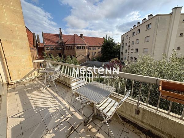 VANVES - QUARTIER SAINT REMY - Appartement duplex traversant 4 pièces de 115,15 m² avec terrasse