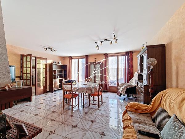 Maison T5 3 chambres 160 m² garage