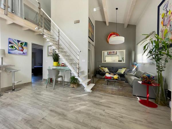 Villa à Villeneuve-lès-Béziers - 335 000