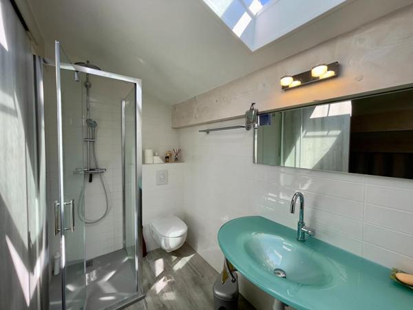 Villa à Villeneuve-lès-Béziers - 335 000