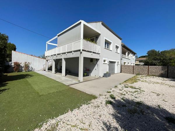 Villa à Villeneuve-lès-Béziers - 335 000