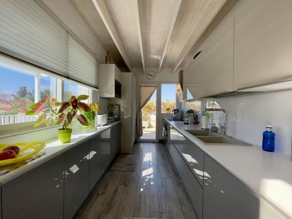 Villa à Villeneuve-lès-Béziers - 335 000