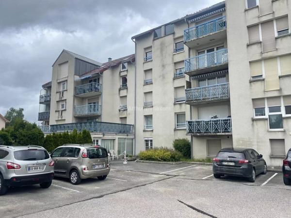 Vente                                                      Appartement
                        
                     4 pièces                      109 m2                     à Pontarlier