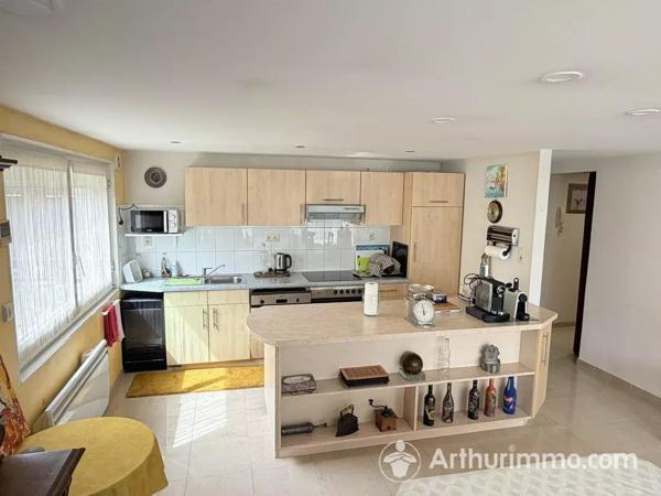 Vente                                                      Appartement
                        
                     4 pièces                      109 m2                     à Pontarlier