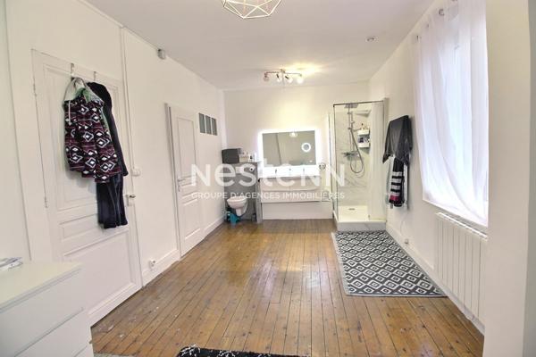 Maison à vendre à Feyzin - 5 pièces, 4 chambres, 199 m²