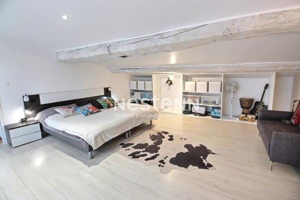 Maison à vendre à Feyzin - 5 pièces, 4 chambres, 199 m²