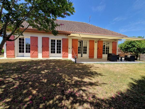 Maison T4 de plain-pied avec jardin, garage et stationnements à Pau