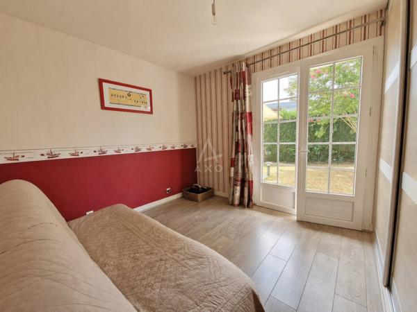 Maison T4 de plain-pied avec jardin, garage et stationnements à Pau