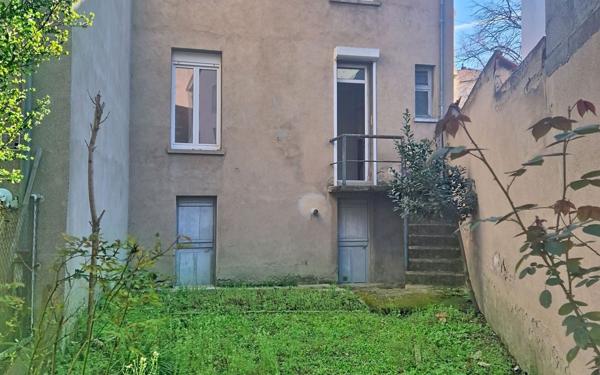 Maison à vendre    3 pièces •  Vichy