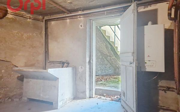 Maison à vendre    3 pièces •  Vichy