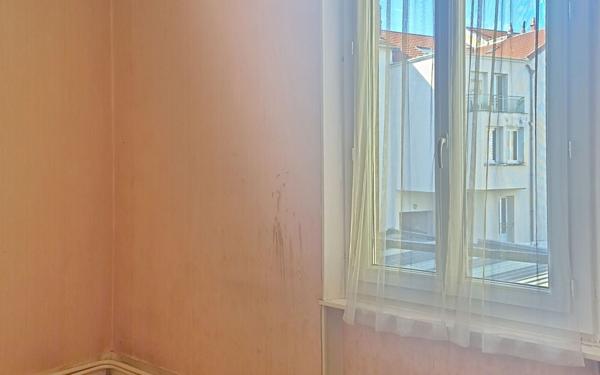 Maison à vendre    3 pièces •  Vichy