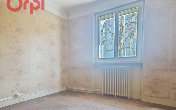 Maison à vendre    3 pièces •  Vichy