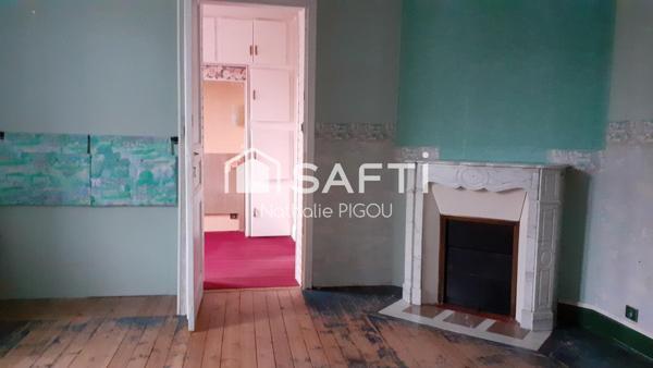 Grande maison familiale avec patio, garage double et atelier